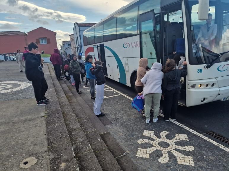 Junta de Freguesia Apoia Visita de Estudo -  EB1/JI da Lomba do Lou&ccedil;&atilde;o